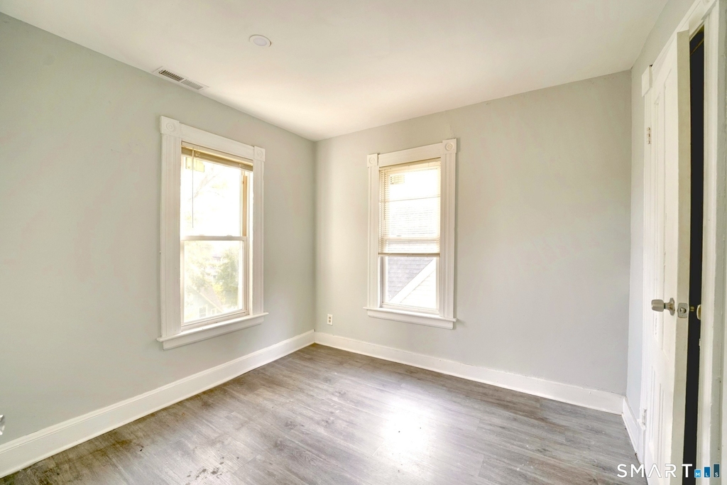 7 Ridgewood Street - Photo 6