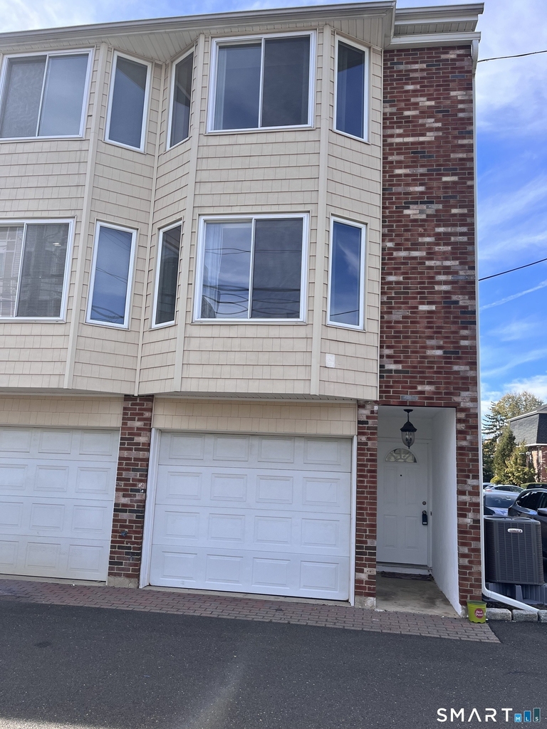 1611 Washington Boulevard - Photo 2