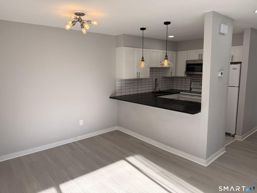 33 Pleasant Street - Photo 3
