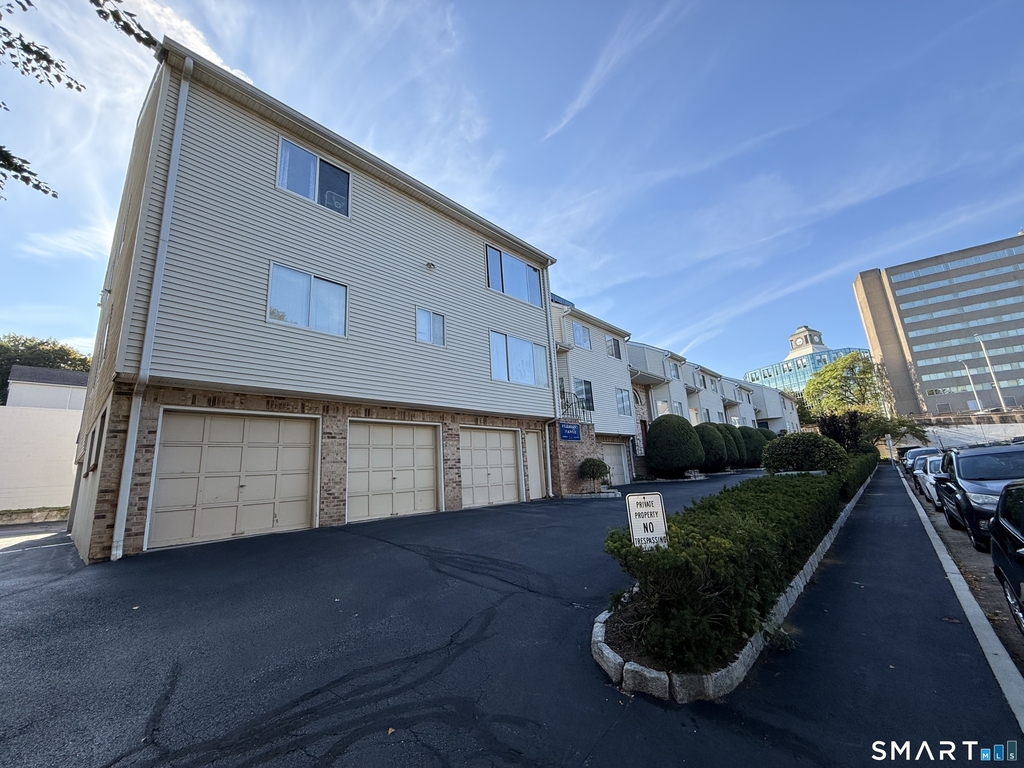 33 Pleasant Street - Photo 0