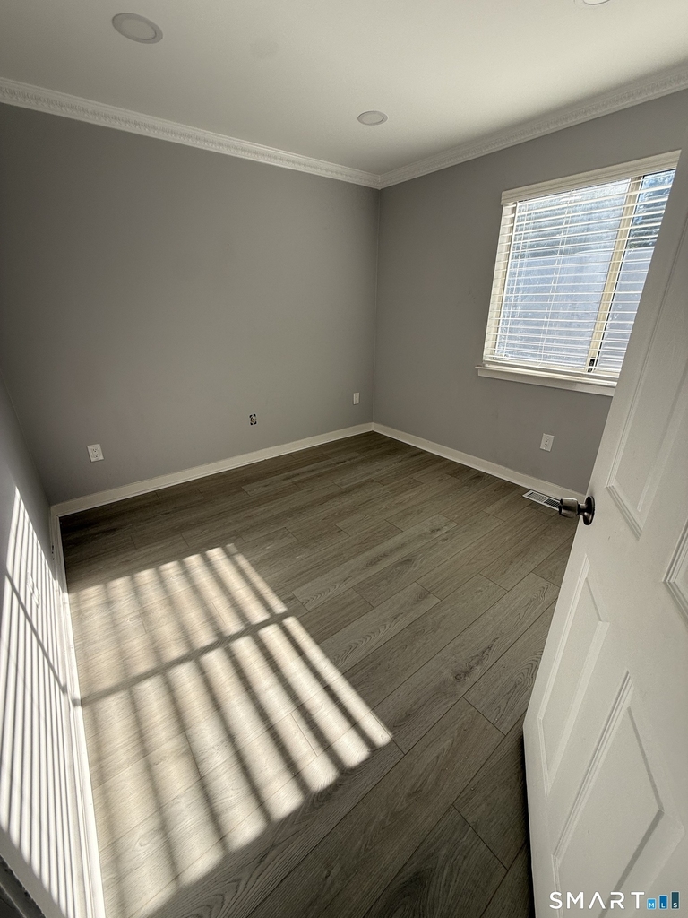 33 Pleasant Street - Photo 14