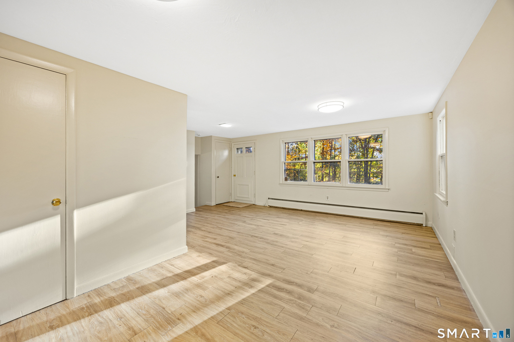 251 East Johnson Avenue - Photo 5