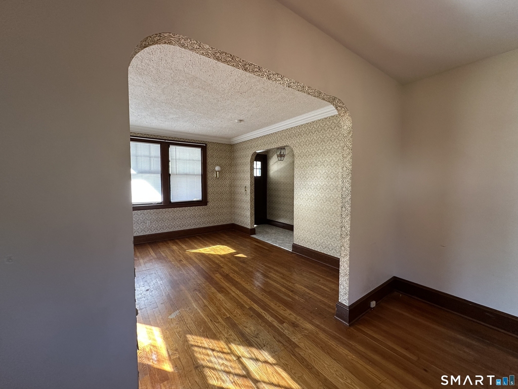 10 Erin Street - Photo 2