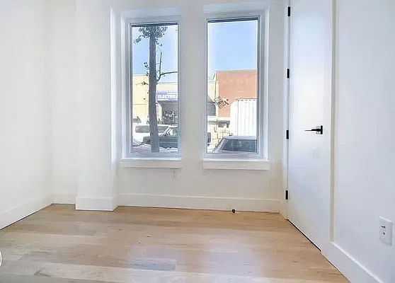 246 Johnson Avenue - Photo 4