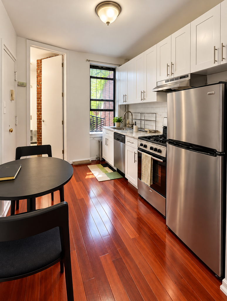 645 Prospect Place - Photo 2