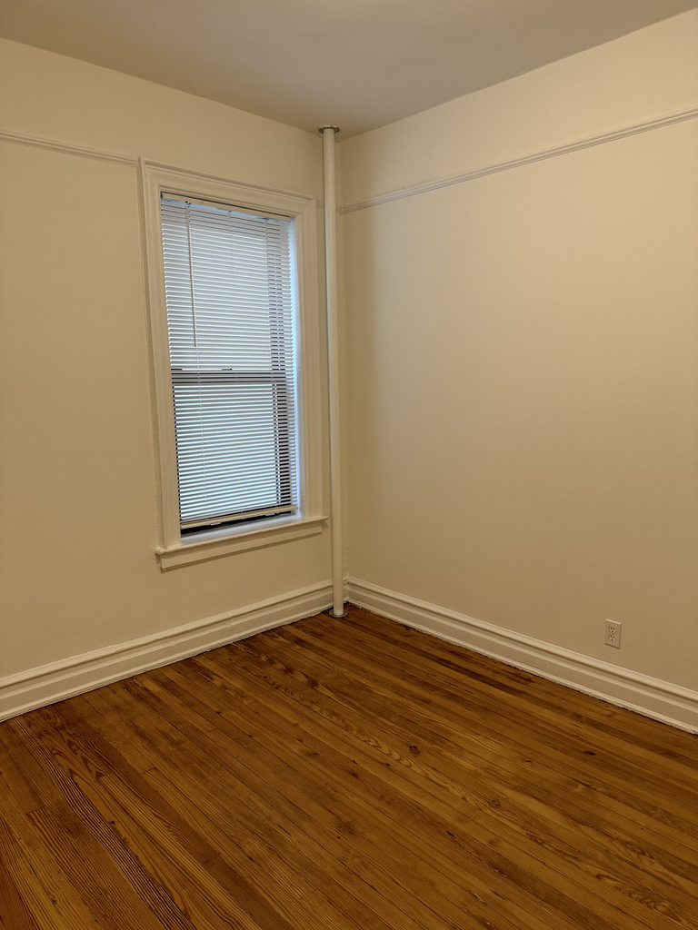 30-47 29th Street - Photo 4