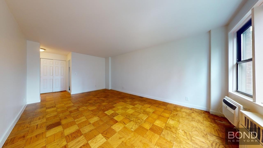 East 36th Street - Photo 1