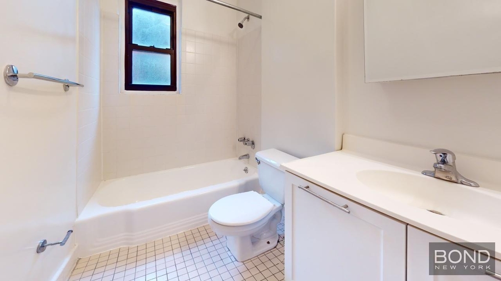  East 36th Street - Photo 5