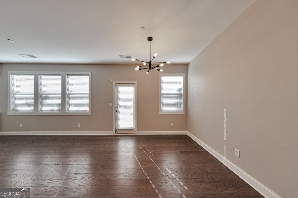 109 Davina Drive - Photo 4