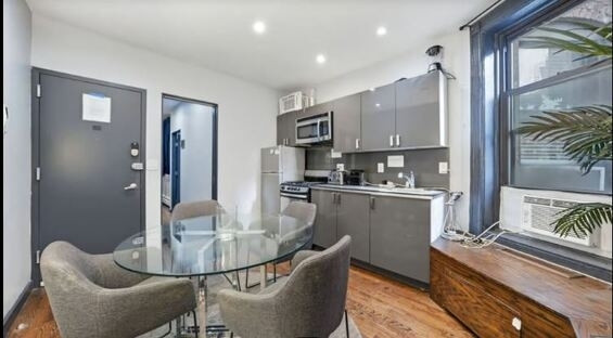 509 East 87th Street - Photo 2