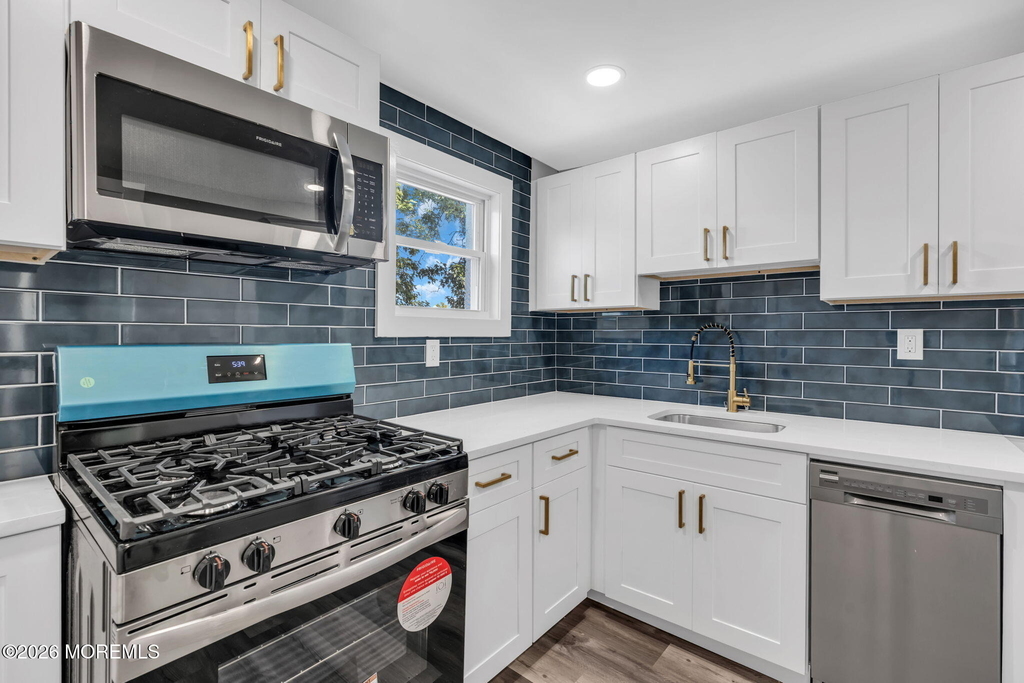 209 Atkins Avenue - Photo 3