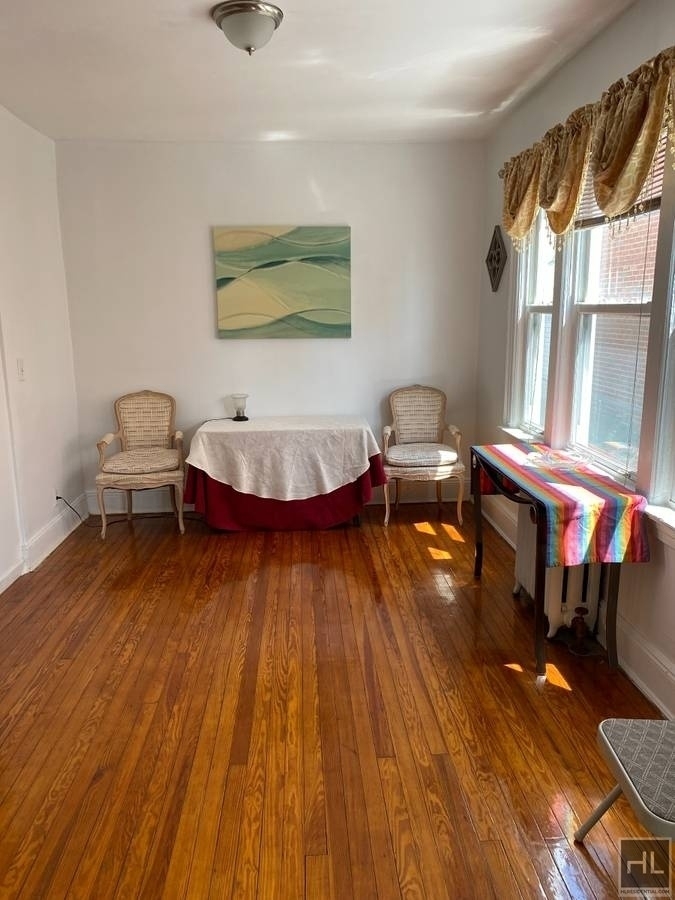 161 Street - Photo 3