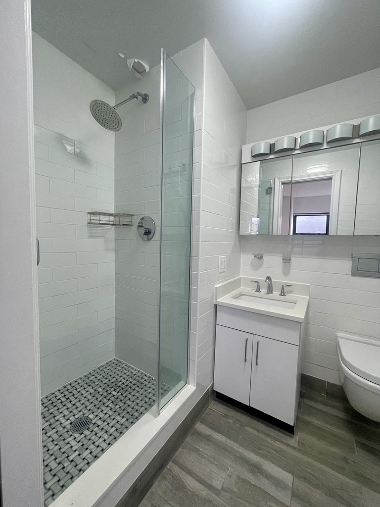 157 East 57th Street, 15G - Photo 9