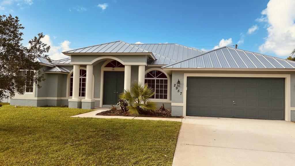 2957 Se Melaleuca Boulevard - Photo 0