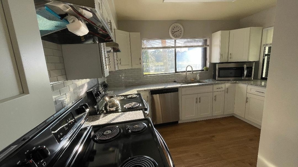1317 Se Rivergreen Circle - Photo 21