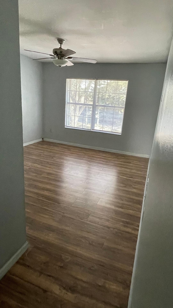 1317 Se Rivergreen Circle - Photo 8