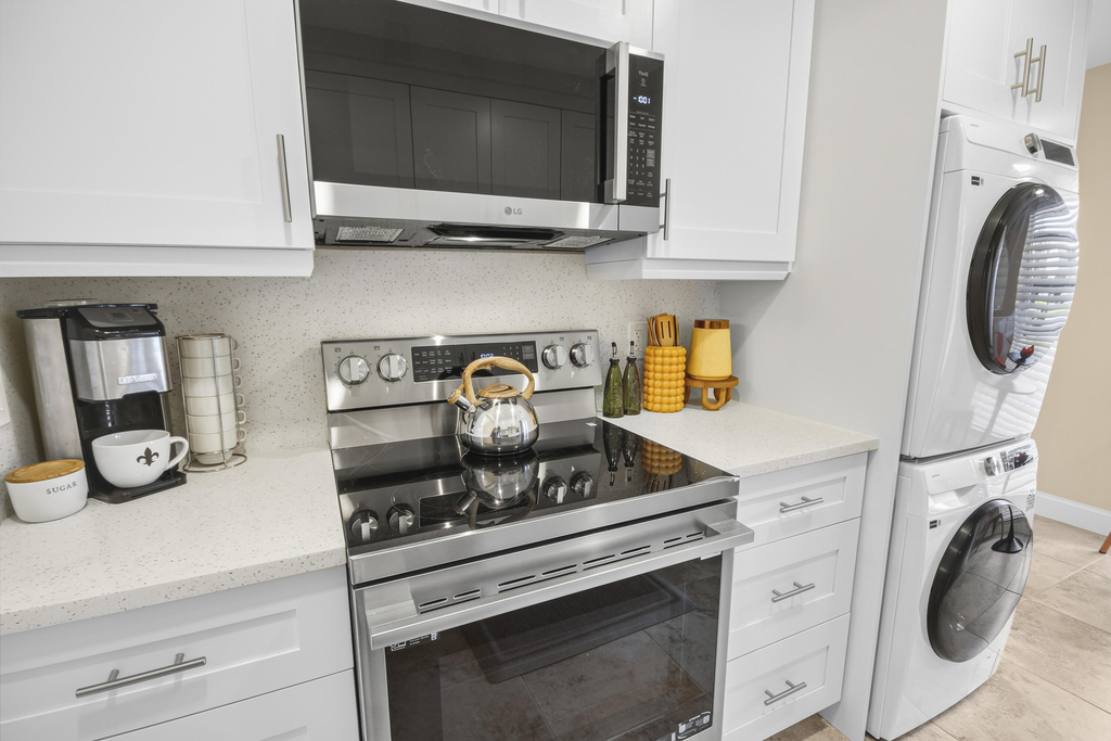 1111 Mahogany Way - Photo 4