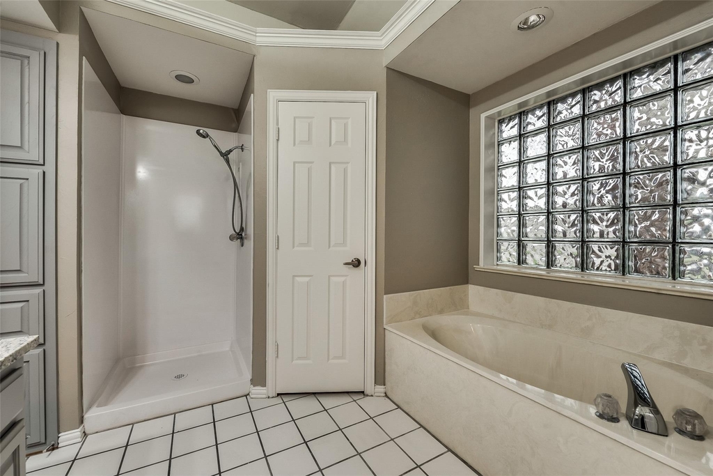 728 Nicole Drive - Photo 18