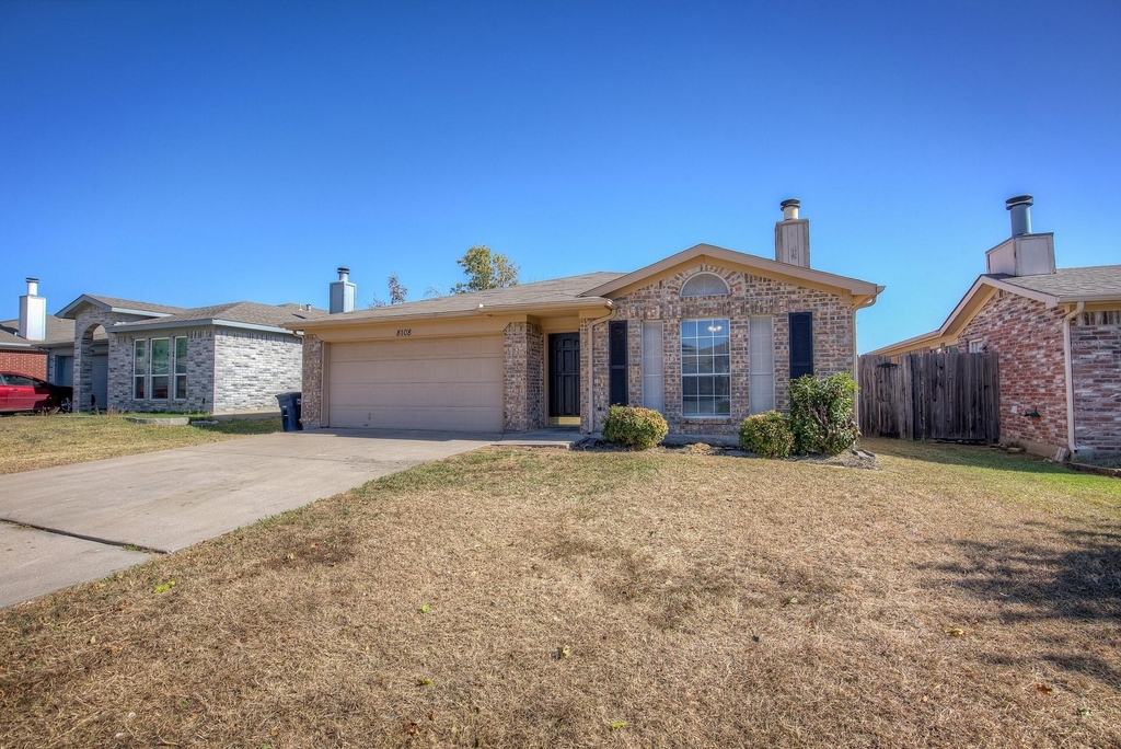 8108 Spruce Valley Drive - Photo 1