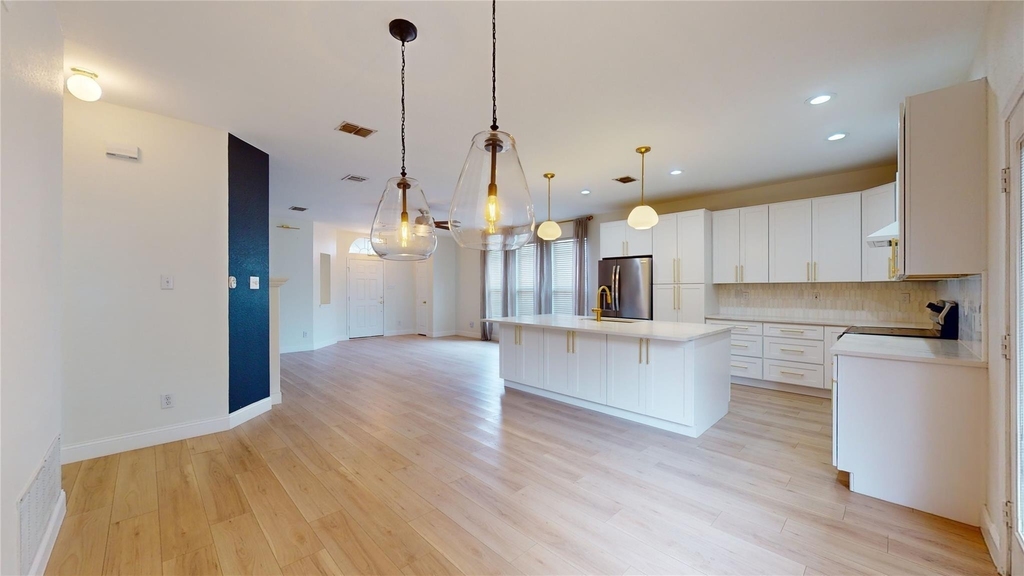 10514 Greenbriar Lane - Photo 6