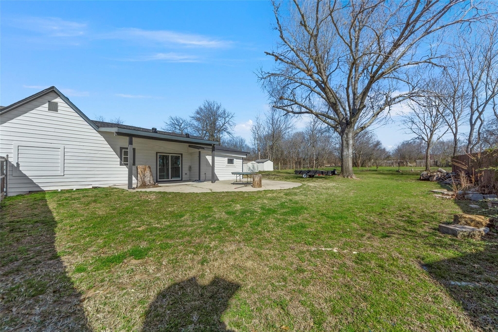 1510 Lindsay - Photo 21
