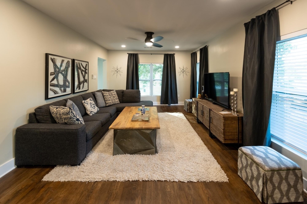 4514 Victor Street - Photo 12