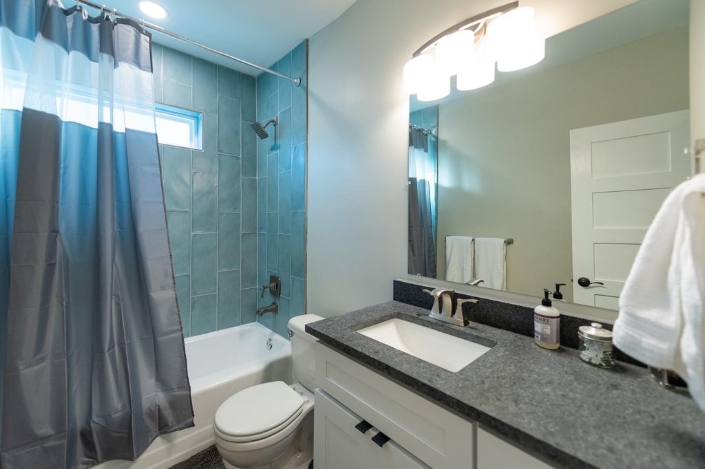 4514 Victor Street - Photo 32