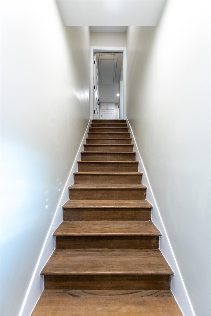 4514 Victor Street - Photo 6
