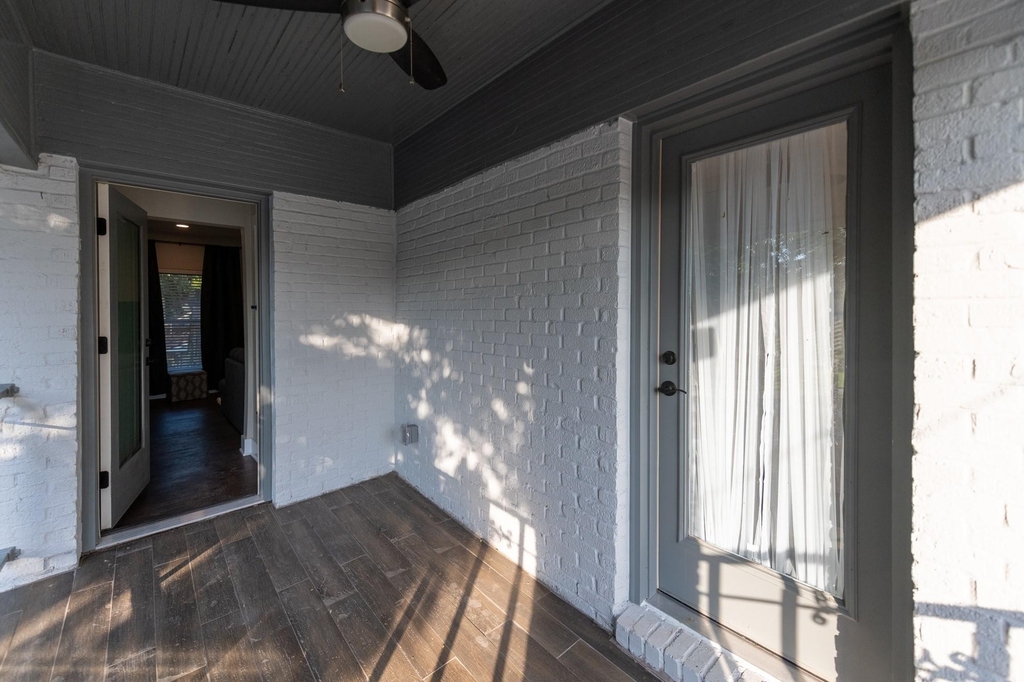 4514 Victor Street - Photo 9