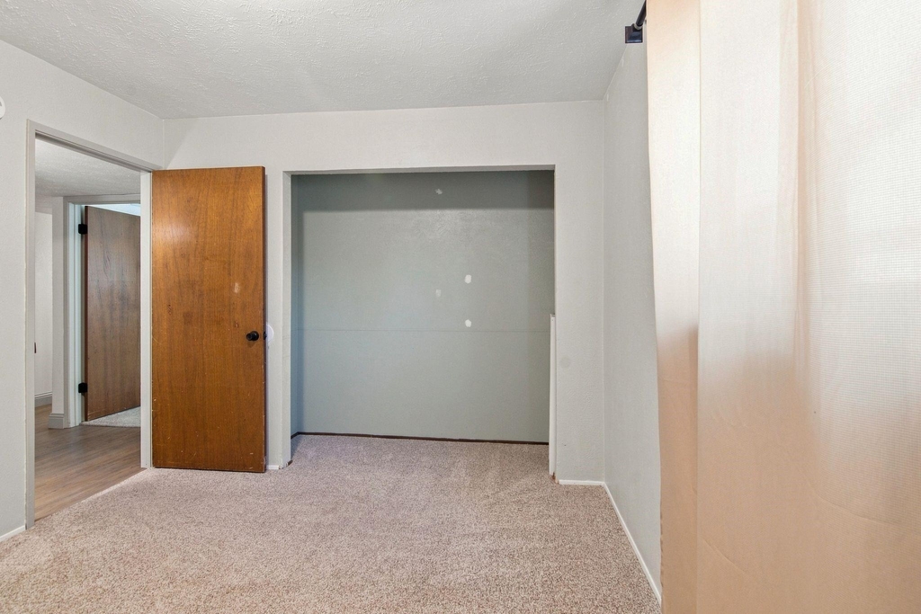 4025 Engleman Street - Photo 22
