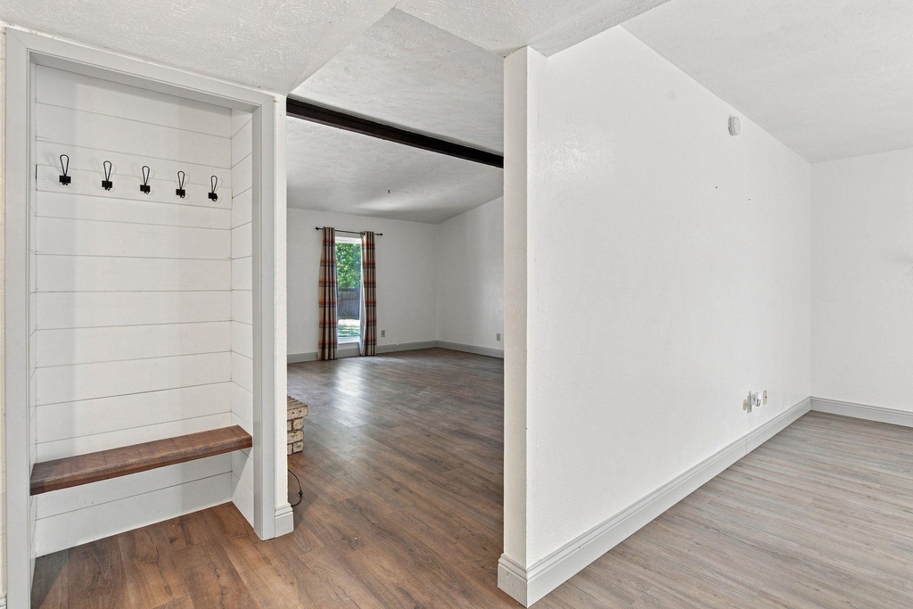 4025 Engleman Street - Photo 7
