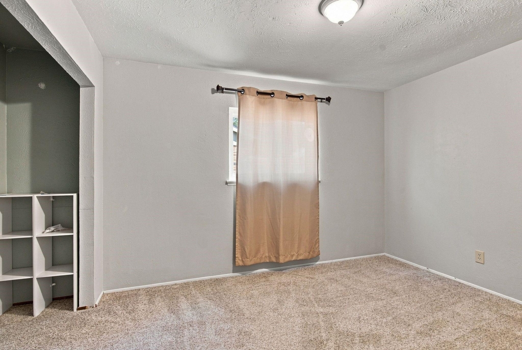 4025 Engleman Street - Photo 21