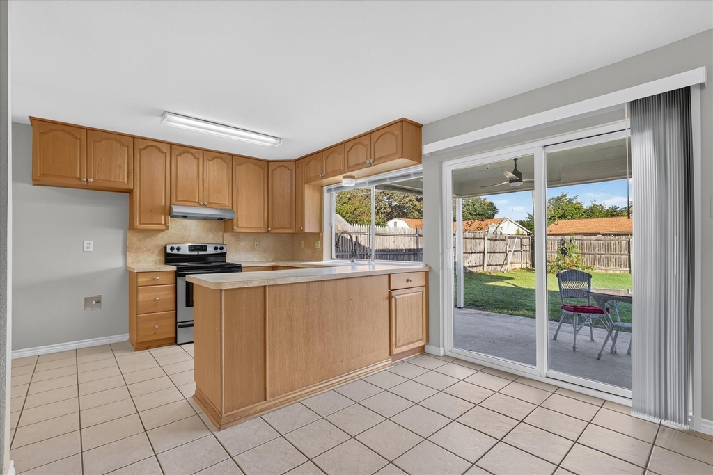 249 E Cunningham Avenue - Photo 11