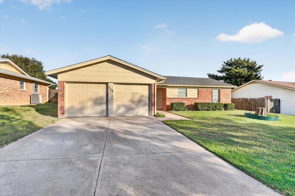 249 E Cunningham Avenue - Photo 5