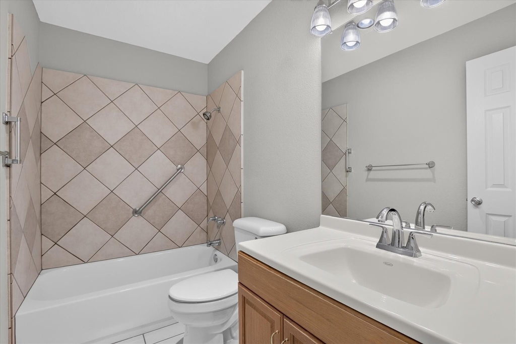 249 E Cunningham Avenue - Photo 20