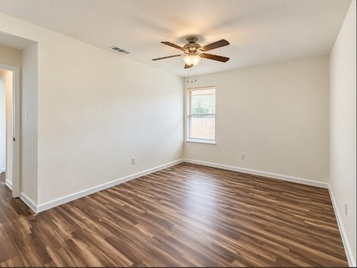 2703 Petersburg Drive - Photo 15