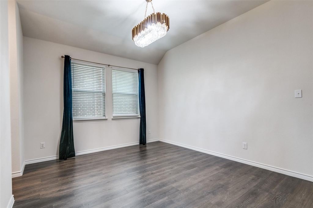 905 Philadelphia Street - Photo 15