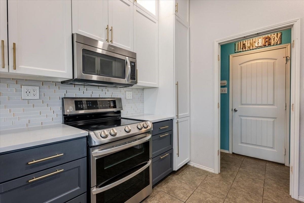 237 Whispering Dell Lane - Photo 10