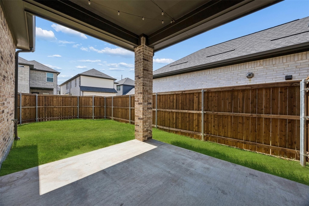 708 Kendall Lane - Photo 15