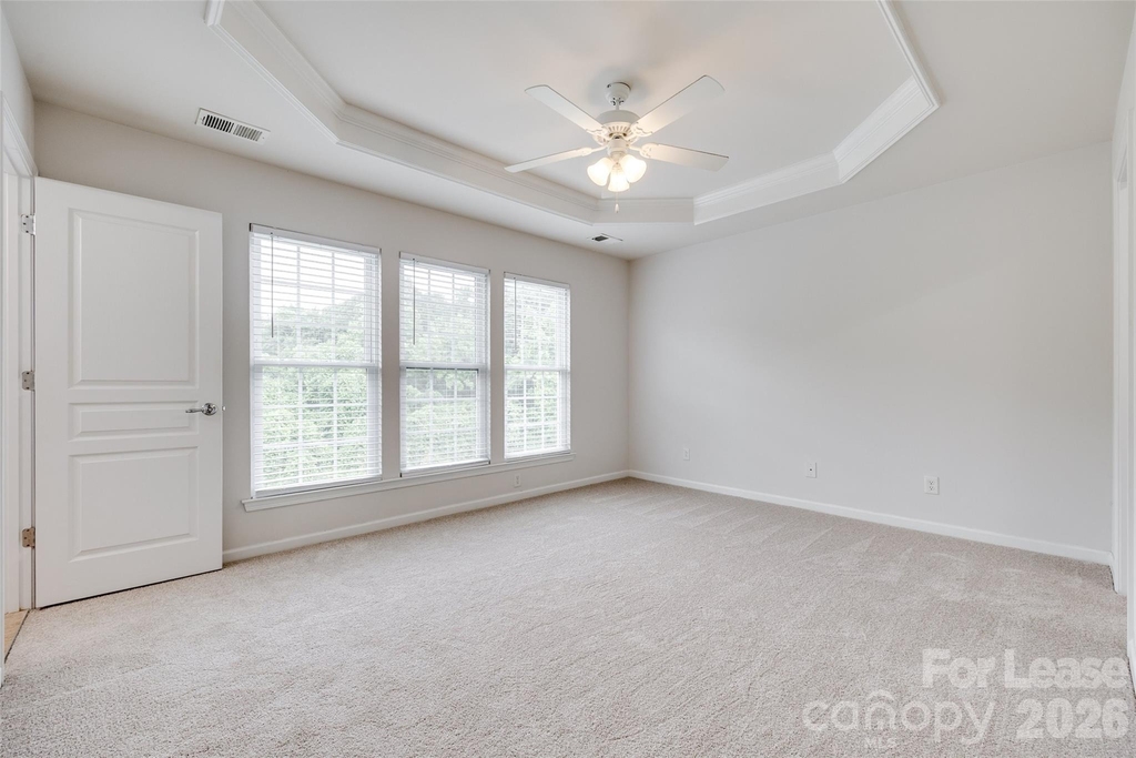 1118 Drayton Court - Photo 12