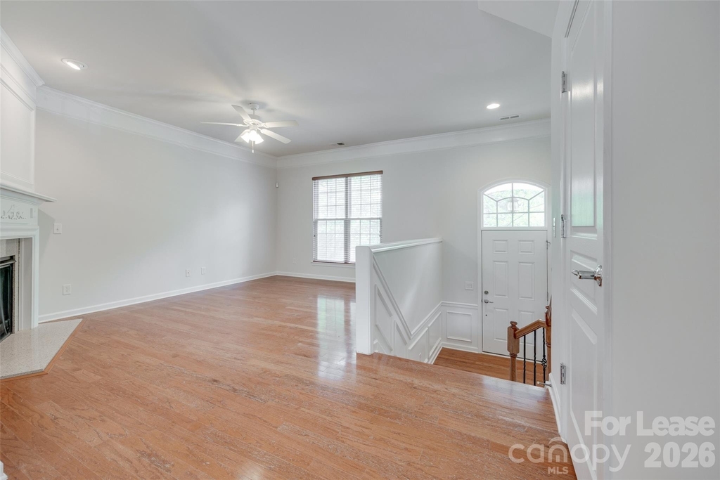 1118 Drayton Court - Photo 3