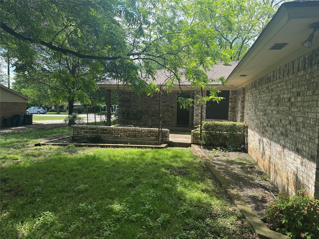 522 W 4th Street - Photo 7