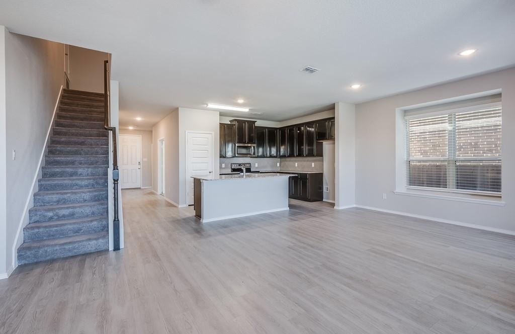 211 Miramar Avenue - Photo 7