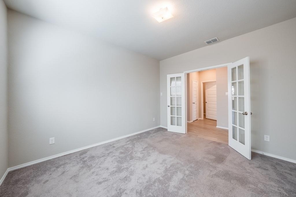211 Miramar Avenue - Photo 4