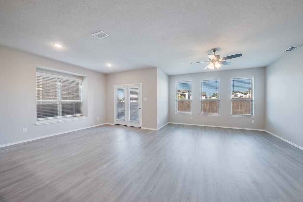 211 Miramar Avenue - Photo 13