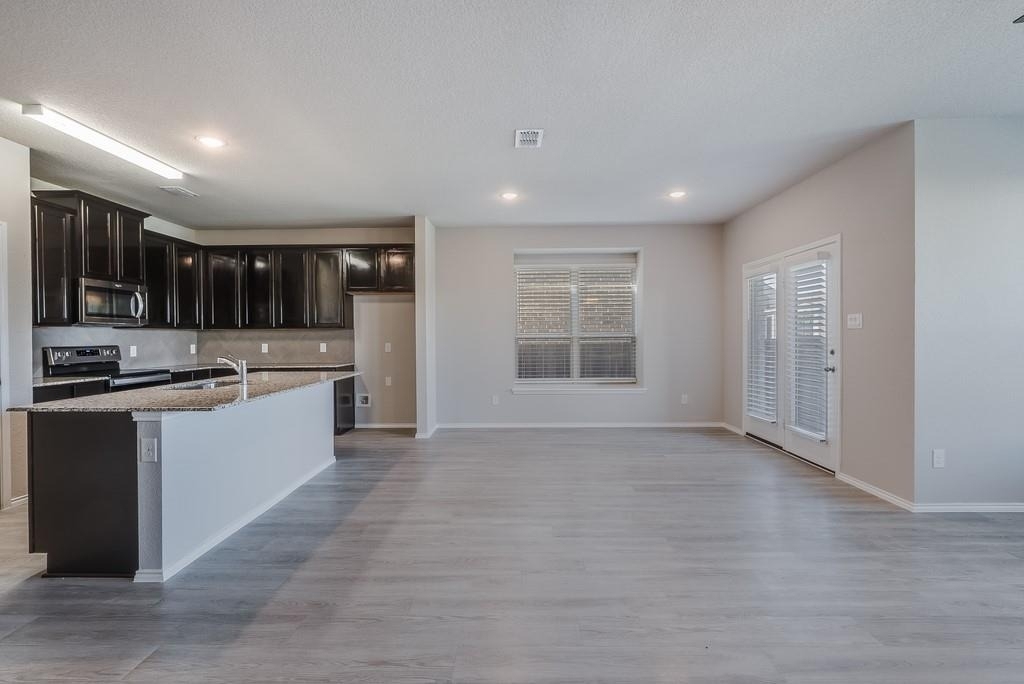 211 Miramar Avenue - Photo 12