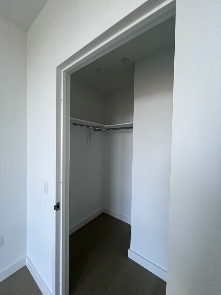 2385 Third Avenue, Unit 2418 - Photo 6