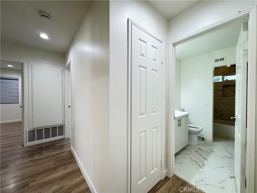1415 Meadow Glen - Photo 16