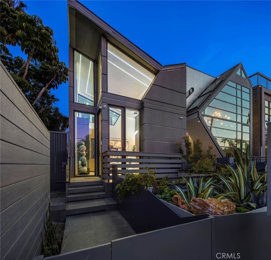 840 California Avenue - Photo 59