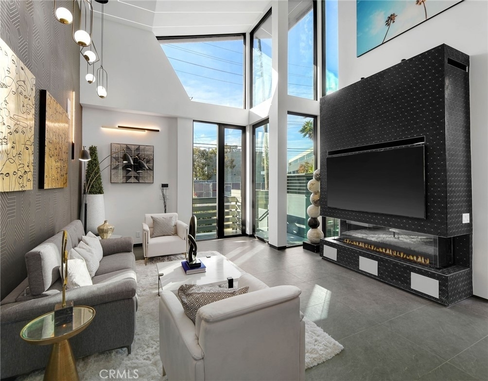 840 California Avenue - Photo 3